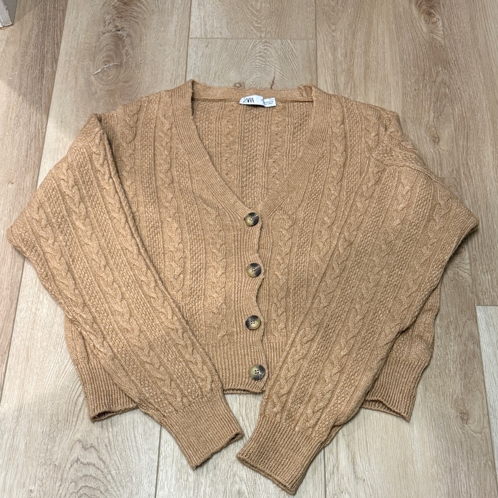Zara Women's Brown Cable Knit Cardigan